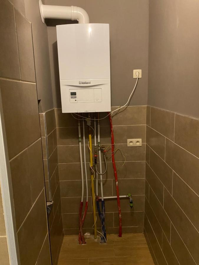 Superbe Appartement Шарлеруа Экстерьер фото