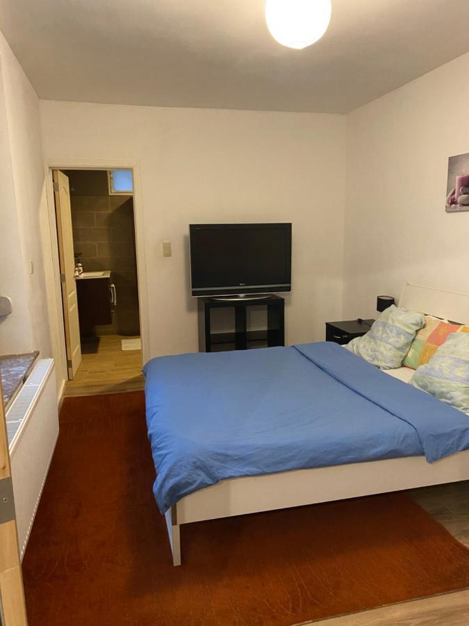 Superbe Appartement Шарлеруа Экстерьер фото