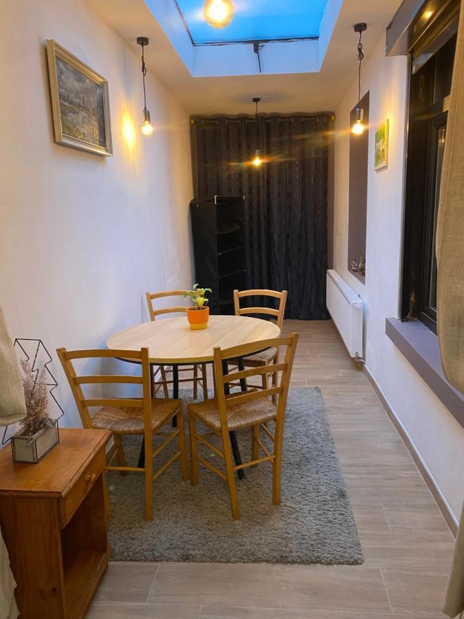 Superbe Appartement Шарлеруа Экстерьер фото