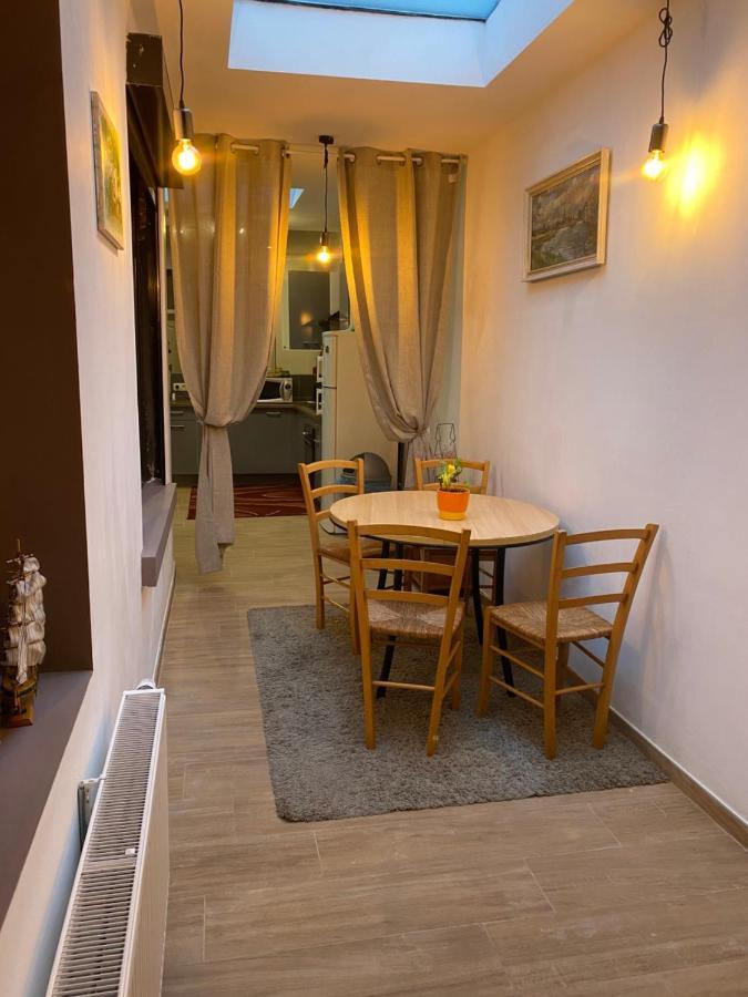 Superbe Appartement Шарлеруа Экстерьер фото