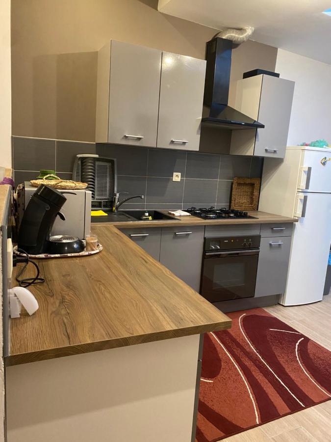 Superbe Appartement Шарлеруа Экстерьер фото